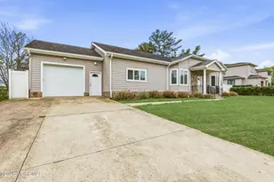 1524 Redondo Ln, Lakewood, NJ 08701 - Photo 3