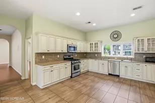 1524 Redondo Ln, Lakewood, NJ 08701 - Photo 9