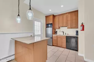 123 Reynolds Dr, Eatontown, NJ 07724 - Photo 5