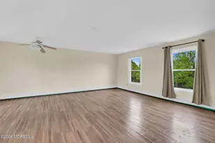 123 Reynolds Dr, Eatontown, NJ 07724 - Photo 19