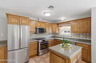 428 St Thomas Dr, Toms River Township, NJ 08757 - Photo 3