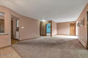 18 Lexington Ct, Red Bank, NJ 07701 - Photo 5