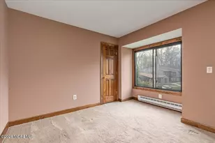 18 Lexington Ct, Red Bank, NJ 07701 - Photo 13