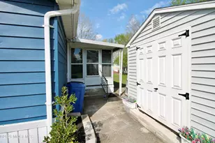 562 Sara Dr, Freehold, NJ 07728 - Photo 25