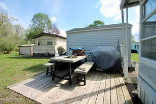 562 Sara Dr, Freehold, NJ 07728 - Photo 29