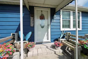 562 Sara Dr, Freehold, NJ 07728 - Photo 5