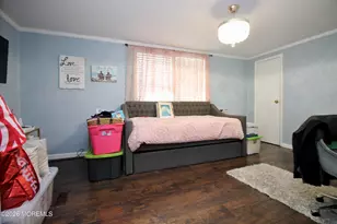562 Sara Dr, Freehold, NJ 07728 - Photo 15