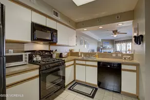 900 Ocean Ave, Point Pleasant Beach, NJ 08742 - Photo 11