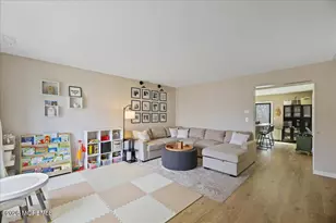 1104 Sandra Pl, Brick, NJ 08724 - Photo 3