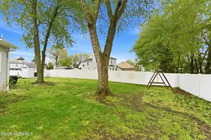 22 Bunker Hill Dr, Howell Township, NJ 07731 - Photo 37