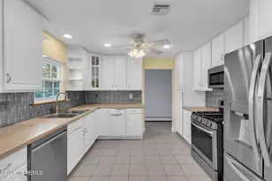 496 Apple Valley Dr, Belford, NJ 07718 - Photo 5