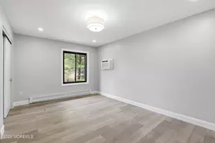 236 Medford Ct, Manalapan Township, NJ 07726 - Photo 5