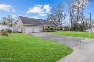 353 Constitution Dr, Forked River, NJ 08731 - Photo 3
