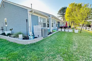 988 Buckingham Dr, Manchester Township, NJ 08759 - Photo 5