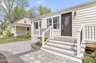 31 Virginia Ave, Hazlet Township, NJ 07730 - Photo 5