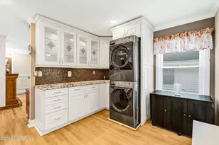 35 Bay Ave, North Middletown, NJ 07748 - Photo 17