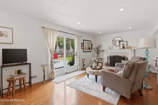 19 Colonial Ct, Howell Township, NJ 07731 - Photo 3