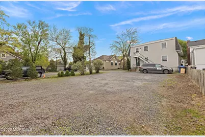 807 River Road, Fair Haven, NJ 07704 - Photo 15