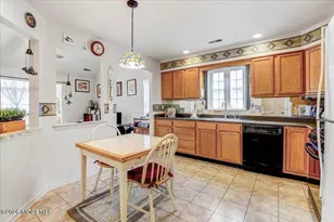 24 Merion Ln, Jackson, NJ 08527 - Photo 9