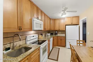 2 Wild Turkey Way, Manalapan Township, NJ 07726 - Photo 11