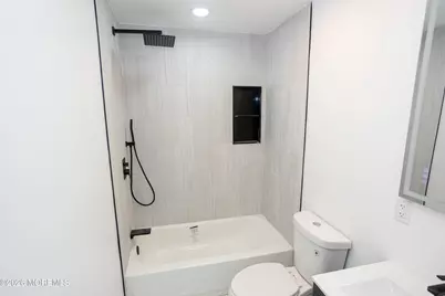 25 Menlo Avenue, Metuchen, NJ 08840 - Photo 21