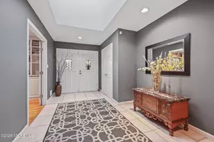 38 Ruby Dr, Morganville, NJ 07751 - Photo 7