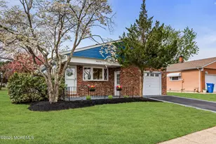 31 Vail St, Toms River Township, NJ 08757 - Photo 3