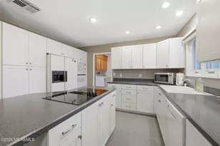 20 Copper Hill Rd, Bridgewater, NJ 08807 - Photo 25