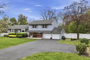 58 Duchess Ct, Freehold, NJ 07728 - Photo 3