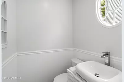 48 Broad Street, Freehold, NJ 07728 - Photo 23