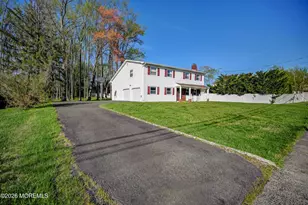 4 Fletcher Dr, Morganville, NJ 07751 - Photo 29