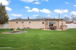 9 Maple Ln, Howell Township, NJ 07731 - Photo 5