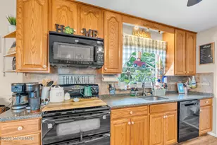 453 Lafayette Dr, Brick, NJ 08723 - Photo 15