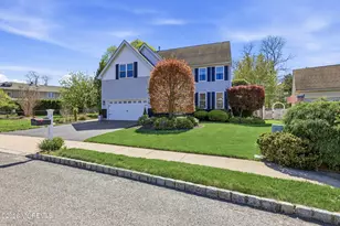 7 Dayna Ct, Howell Township, NJ 07731 - Photo 5