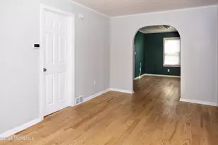 25 Hart St, Hazlet Township, NJ 07734 - Photo 7