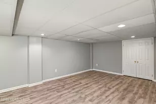 8 Decicco Dr, Freehold, NJ 07728 - Photo 31