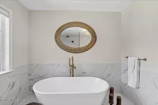 371 Karen Ct, Freehold, NJ 07728 - Photo 35