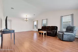152 Chesterfield Ln, Toms River Township, NJ 08757 - Photo 11