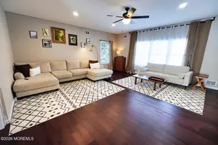 28 Duchess Ave, Middletown, NJ 07748 - Photo 7