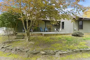 7 Hampton Ct, Red Bank, NJ 07701 - Photo 23