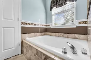 106 Wood Duck Ct, Freehold, NJ 07728 - Photo 17