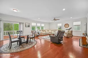 136 Southwood Dr, Old Bridge Township, NJ 08857 - Photo 9
