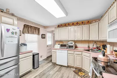 203 Freehold Road, Jackson, NJ 08527 - Photo 17