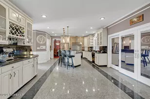176 Oakland Mills Rd, Manalapan Township, NJ 07726 - Photo 25