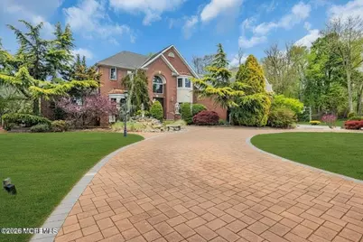 176 Oakland Mills Road, Manalapan Township, NJ 07726 - Photo 5