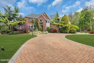 176 Oakland Mills Rd, Manalapan Township, NJ 07726 - Photo 5