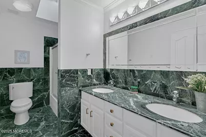 176 Oakland Mills Road, Manalapan Township, NJ 07726 - Photo 45