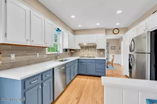 100 Mohegan Rd, Manasquan, NJ 08736 - Photo 19