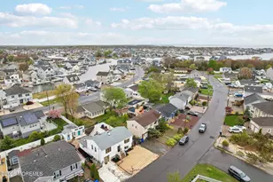 3138 Oceanic Dr, Toms River Township, NJ 08753 - Photo 1