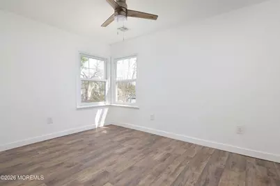 136 Raritan Avenue, Keansburg, NJ 07734 - Photo 21